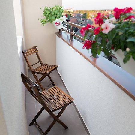 Apartment Koral 鲁马 外观 照片
